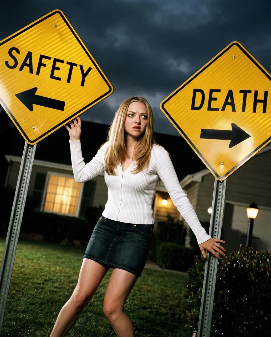 Промт фотосессии: девушка между знаками SAFETY и DEATH на пригородной лужайке ночью как кадр хоррор-комедии 2000-х